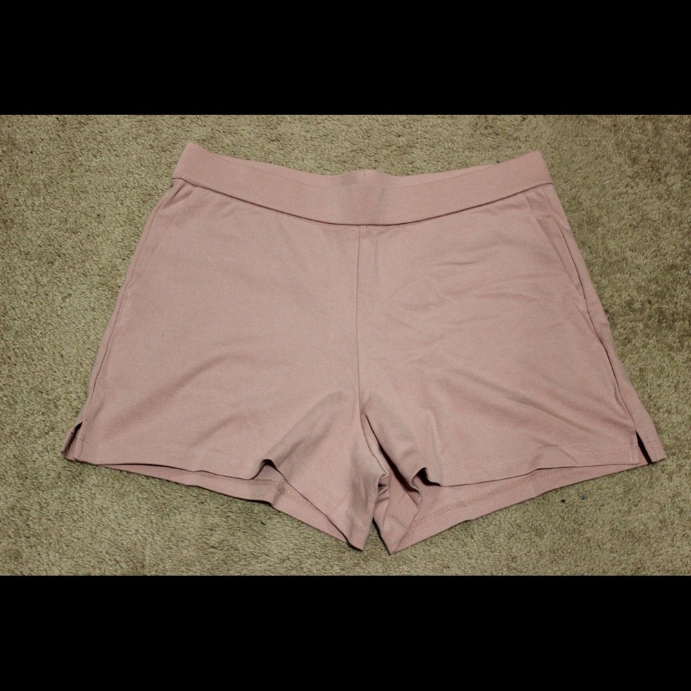Pink cotton shorts